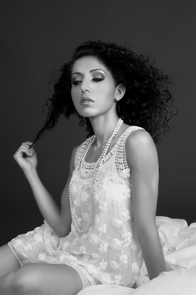 Female model photo shoot of Nilou in Miami