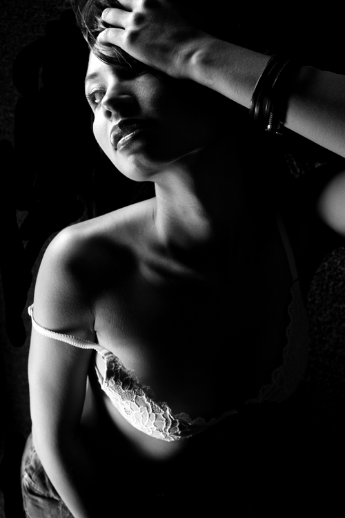 Female model photo shoot of Lisa Lehn by Eric Calderon