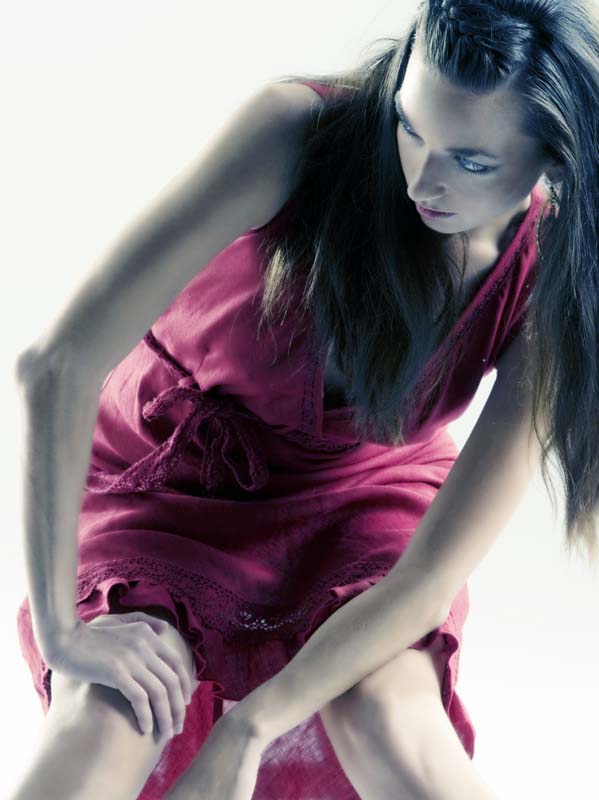 Female model photo shoot of ERIN UPTON MODEL