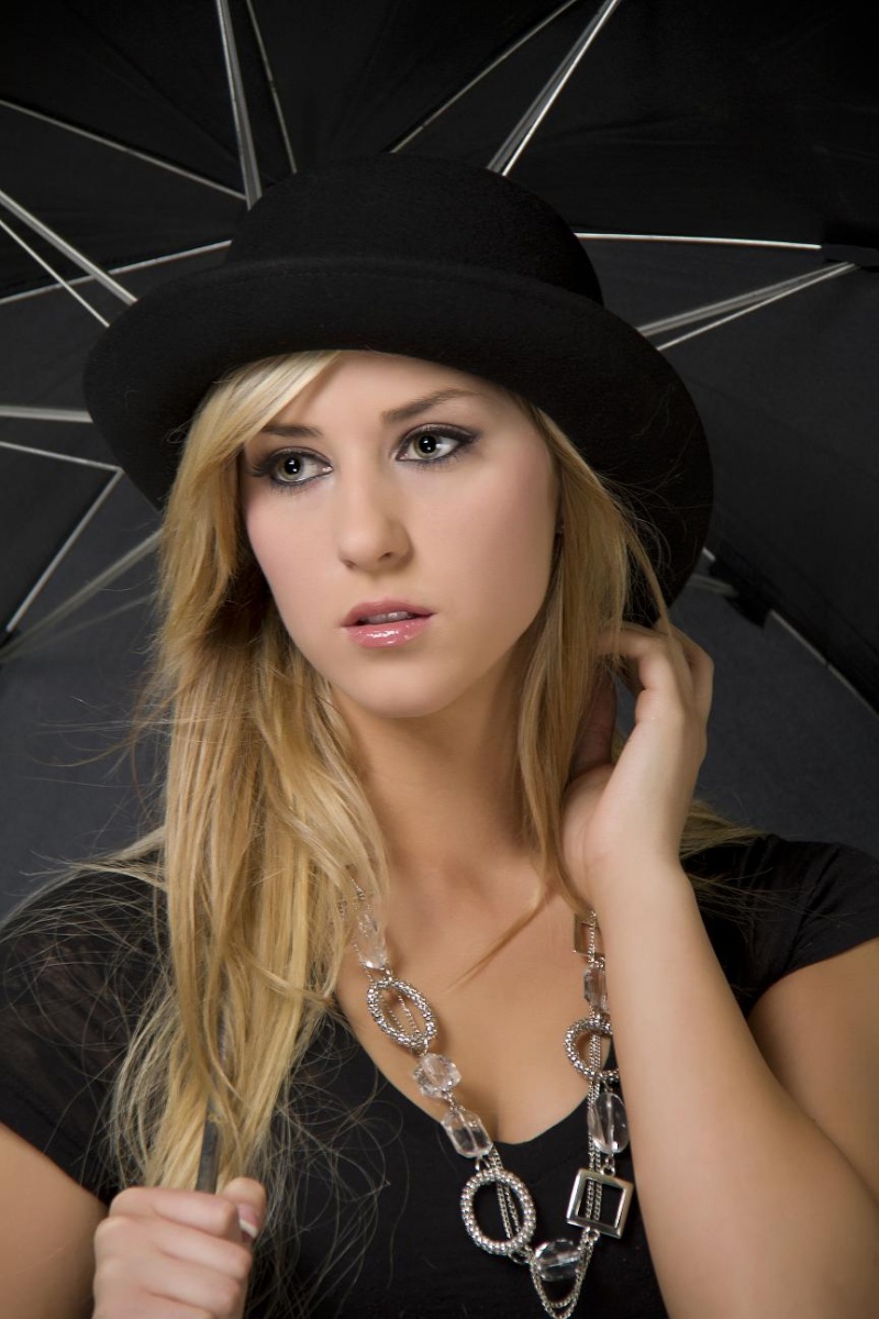 Female model photo shoot of Megan Brunnerrr by Shoms Photography