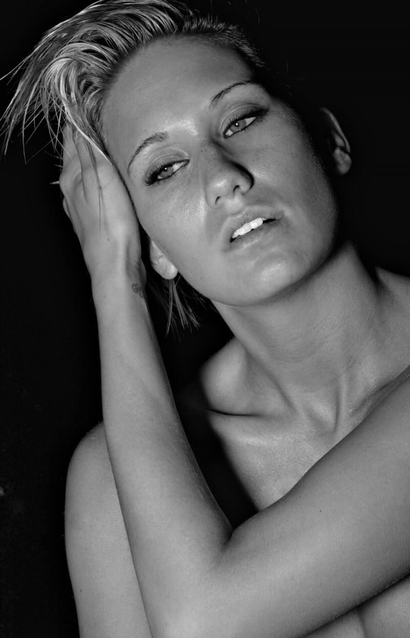 Female model photo shoot of Catherine Lindsey