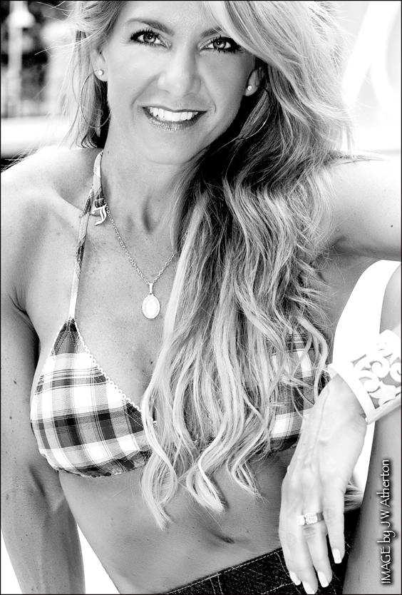 Female model photo shoot of FantescaGirl in Miami