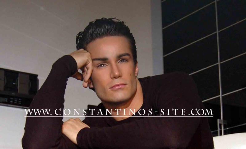 Male model photo shoot of Model Constantino