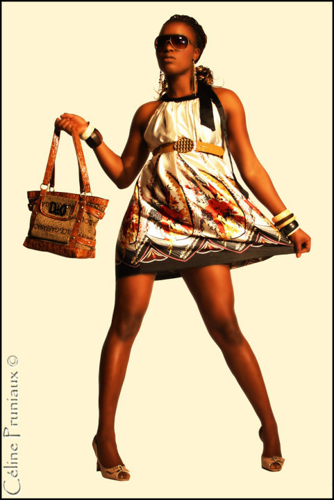 Female model photo shoot of Astrid Tshidibu