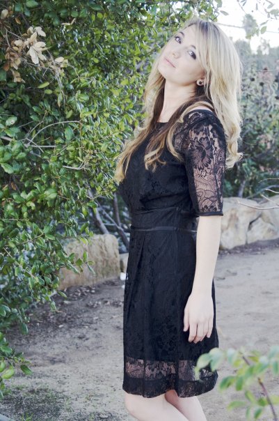 Female model photo shoot of Lauren Emily Vaughan 