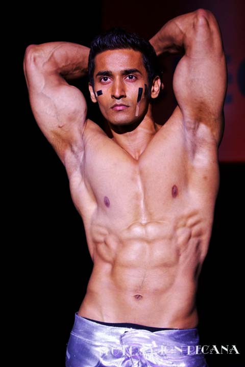 Male model photo shoot of Hardik Sonii