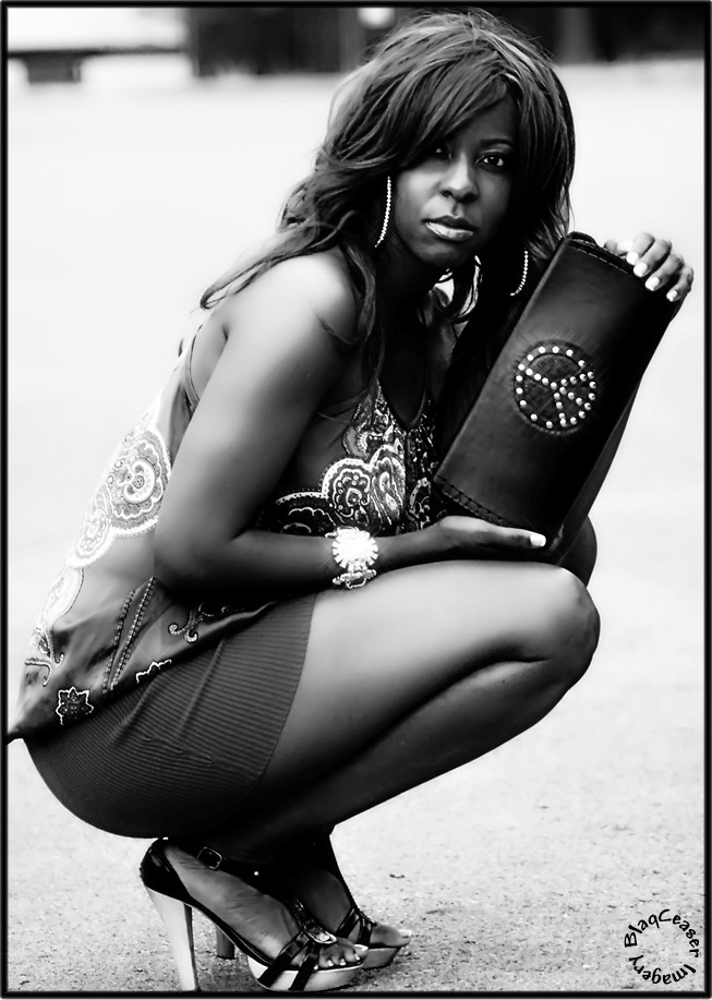 Female model photo shoot of Shonda Online by Kintu Lutalo