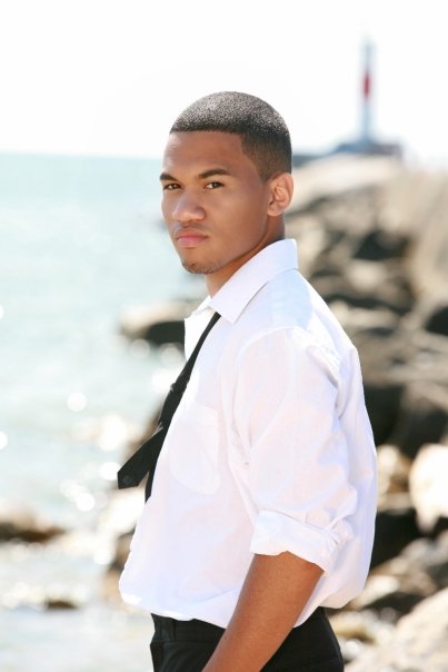 Male model photo shoot of Domineque Taylor
