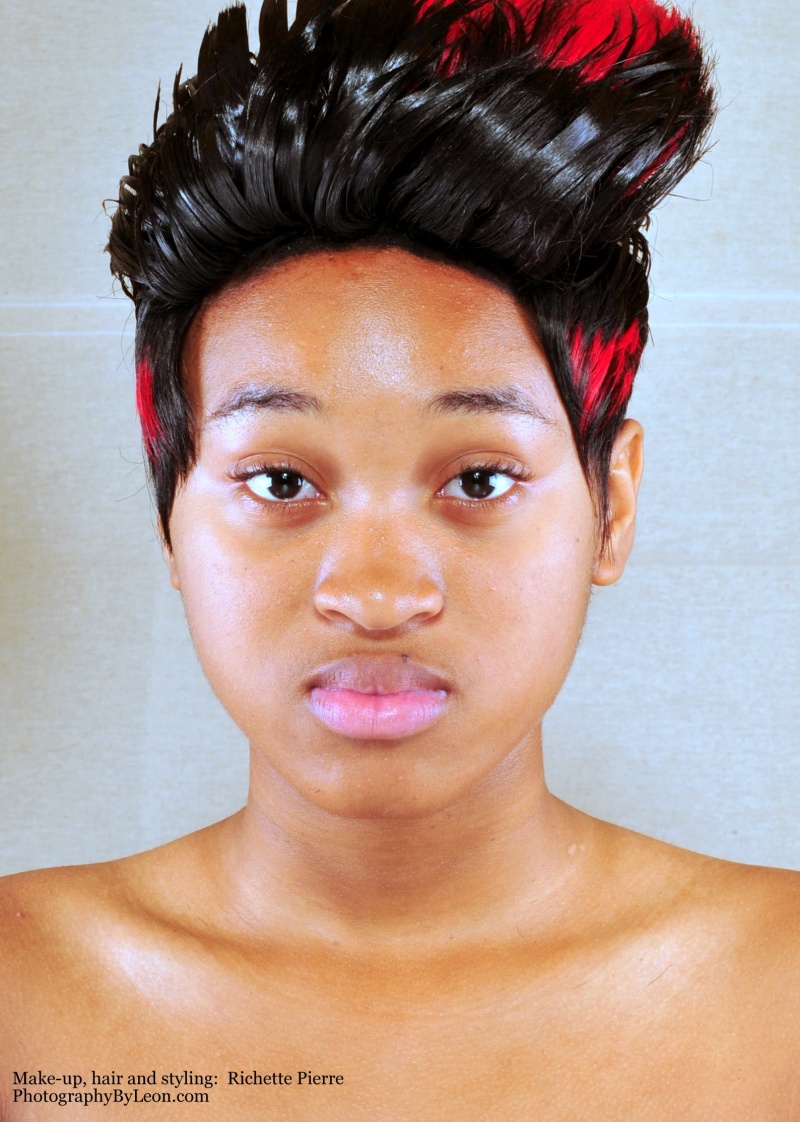 Female model photo shoot of Richette Hairstylist