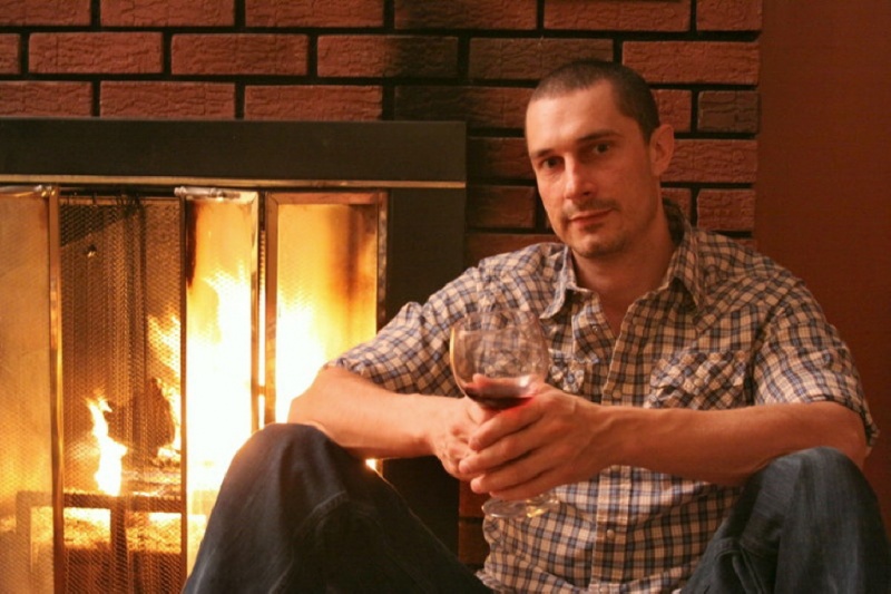 Male model photo shoot of ChristopherDavid in Home