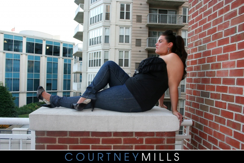 Female model photo shoot of Courtney Mills