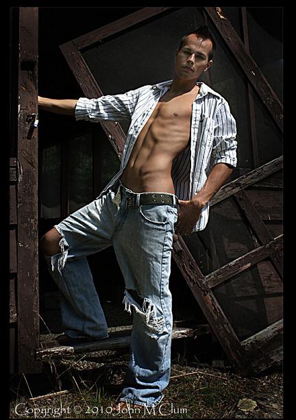 Male model photo shoot of Brandon Pierce by John M Clum in Table Rock Refuge