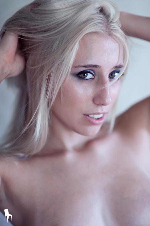 Female model photo shoot of Esther Monet by SingleChair