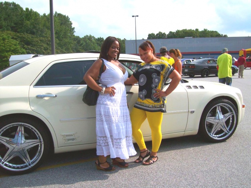 Female model photo shoot of Miss Coko of many looks in Union City GA