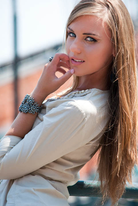 Female model photo shoot of Alisa K by Vividshot