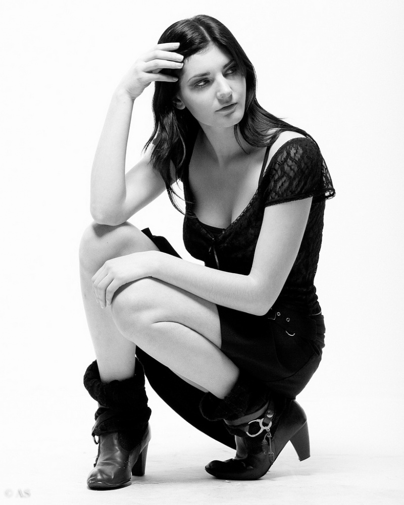 Female model photo shoot of Angel Minx by Sapo Essay in Wellington