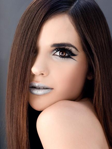 Female model photo shoot of Sidney Makeup and Hair in Naimes-Los Angelos, CA