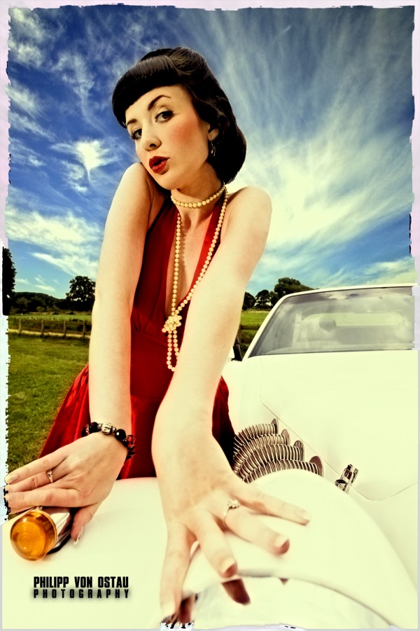 Female model photo shoot of Cherry Fatale
