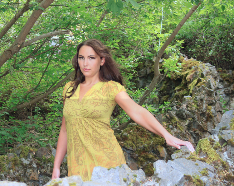Female model photo shoot of Hillyard Photography and Laura Feasline in Spokane, WA