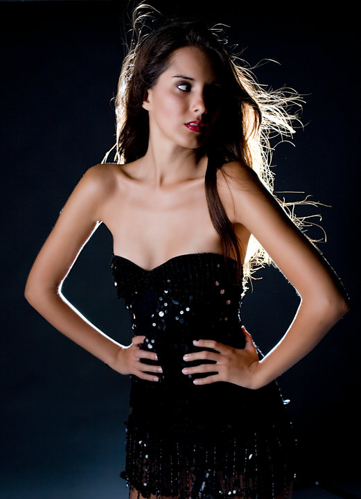 Female model photo shoot of Alxandra Victoria