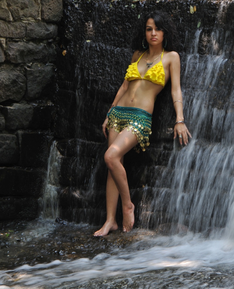 Female model photo shoot of susan A. in dirtyJERSEY!