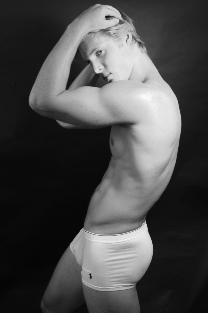 Male model photo shoot of Andrew Fletcher