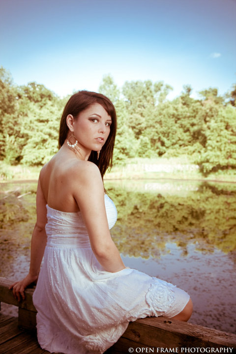 Female model photo shoot of amberosa\'