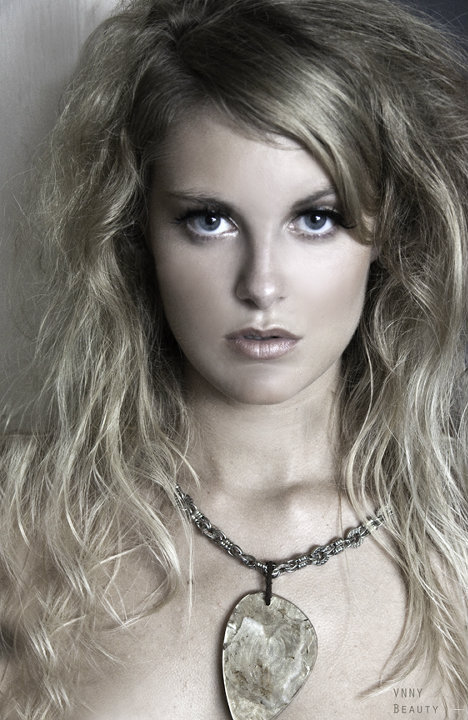 Female model photo shoot of Bridget Daniels Beauty