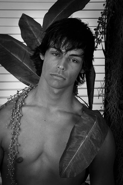 Male model photo shoot of Rafael Querol in delft