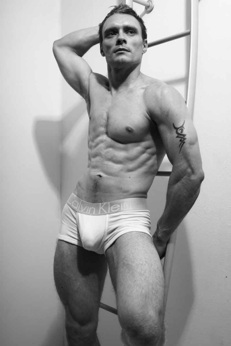 Male model photo shoot of Stefan Stewart