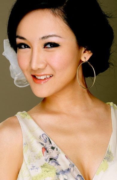 Female model photo shoot of Gello Kuang