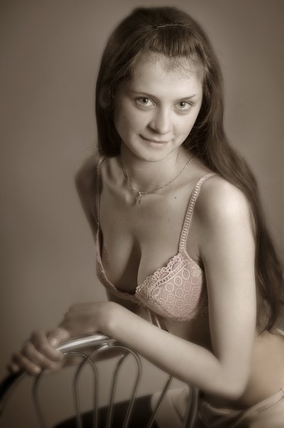 Female model photo shoot of KaterinaB