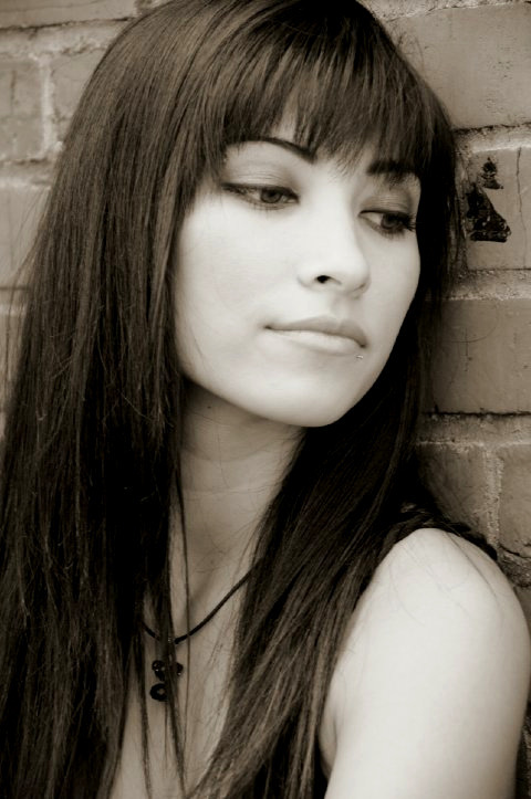 Female model photo shoot of Carla Cristina Lopez