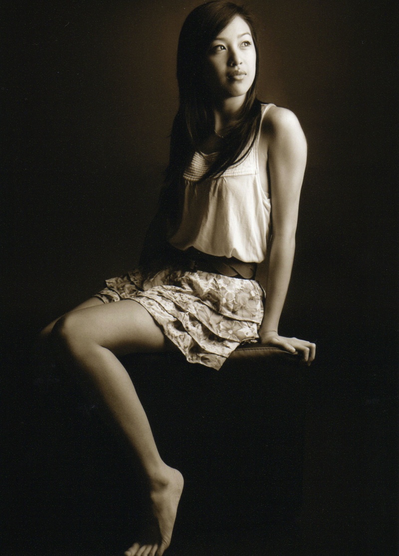 Female model photo shoot of Ami L