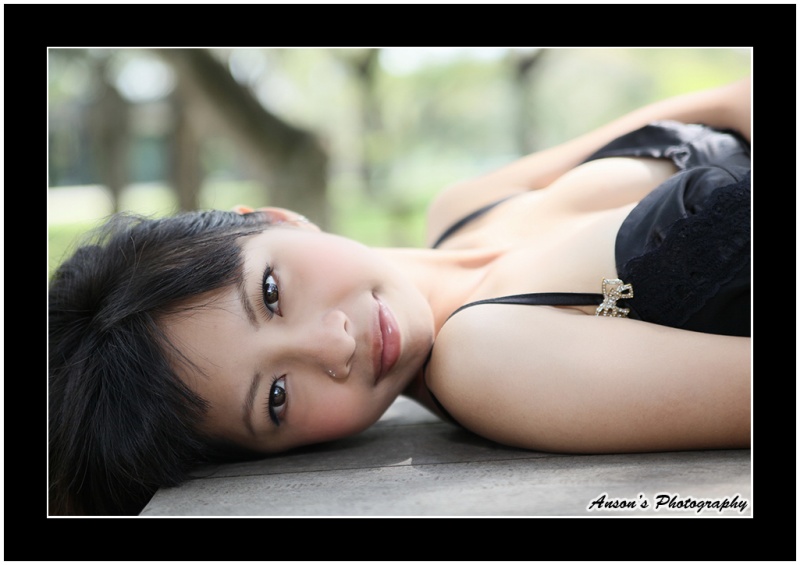 Female model photo shoot of Amanda Tan