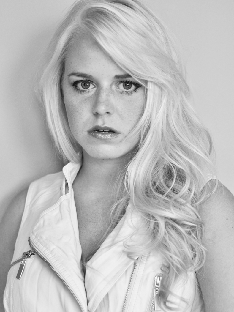Female model photo shoot of Rebekah Kathryn
