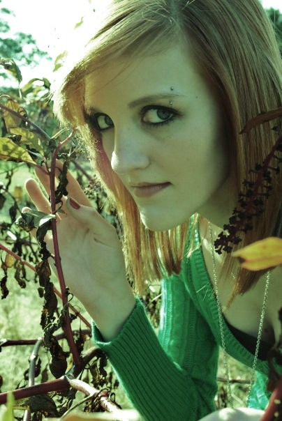 Female model photo shoot of Heather Noell White