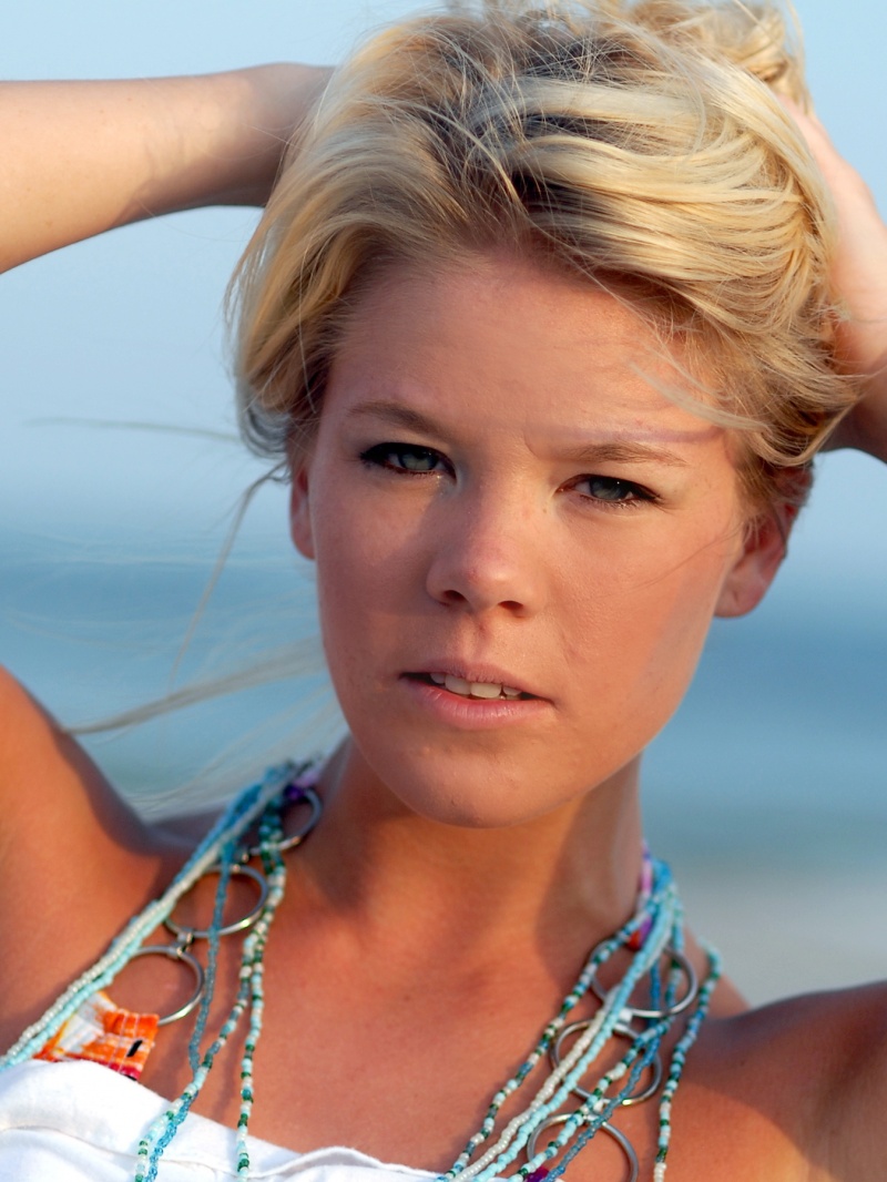 Female model photo shoot of Katlin Noelle in Myrtle Beach