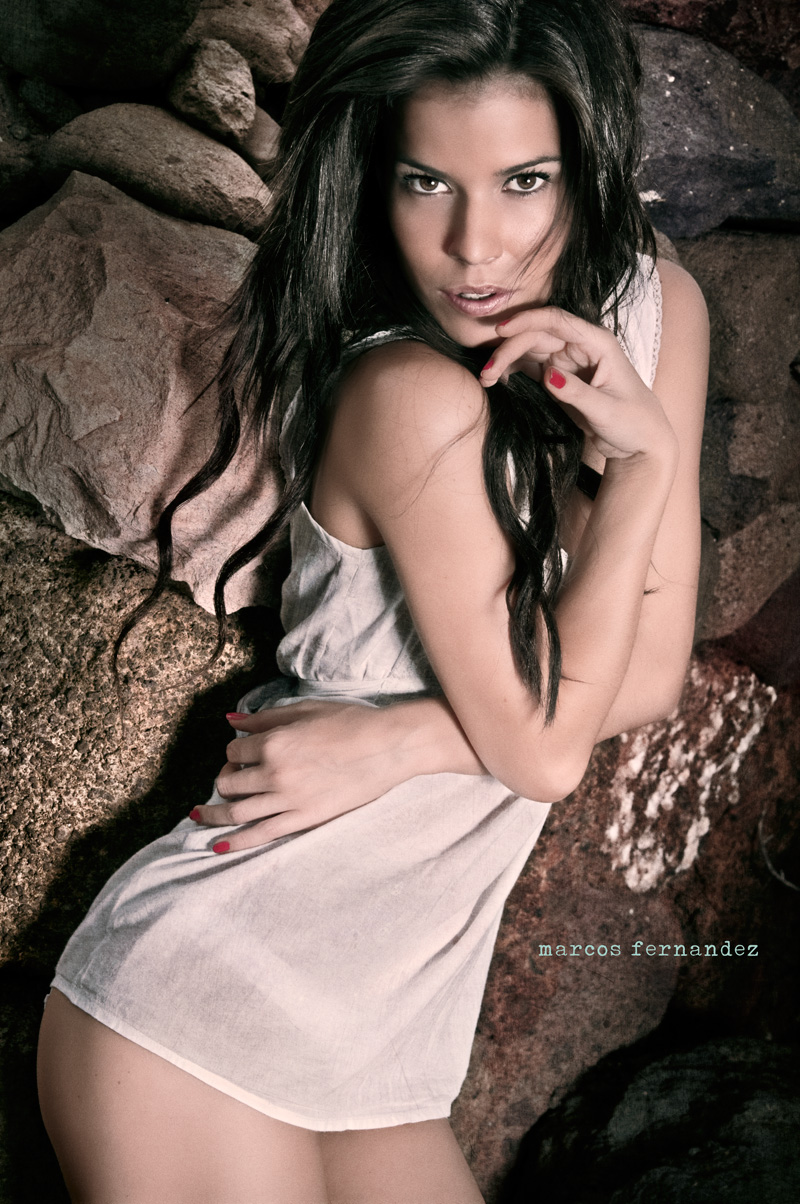 Female model photo shoot of Saray Fidalgo by marcos fernandez