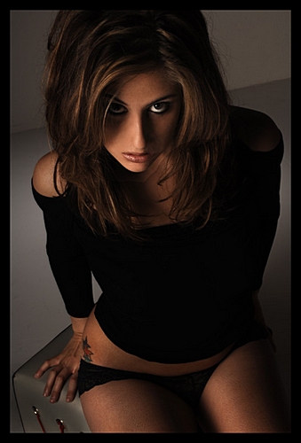 Female model photo shoot of Brianna Fallers