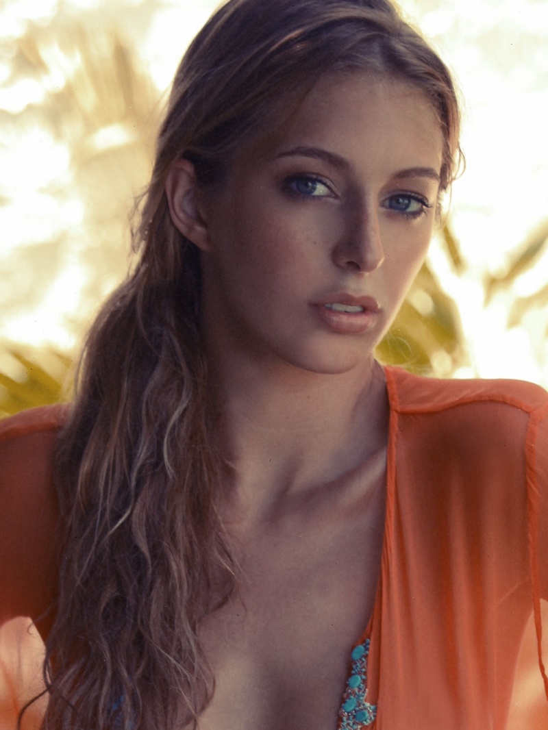 Female model photo shoot of Samantha D Domenique
