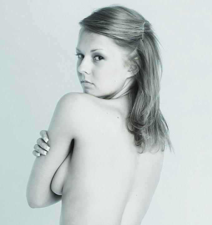 Female model photo shoot of Aly Paul