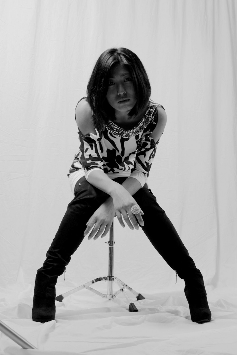 Female model photo shoot of Zoe Wang