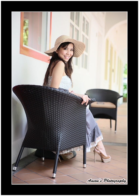 Female model photo shoot of Lynn Yen