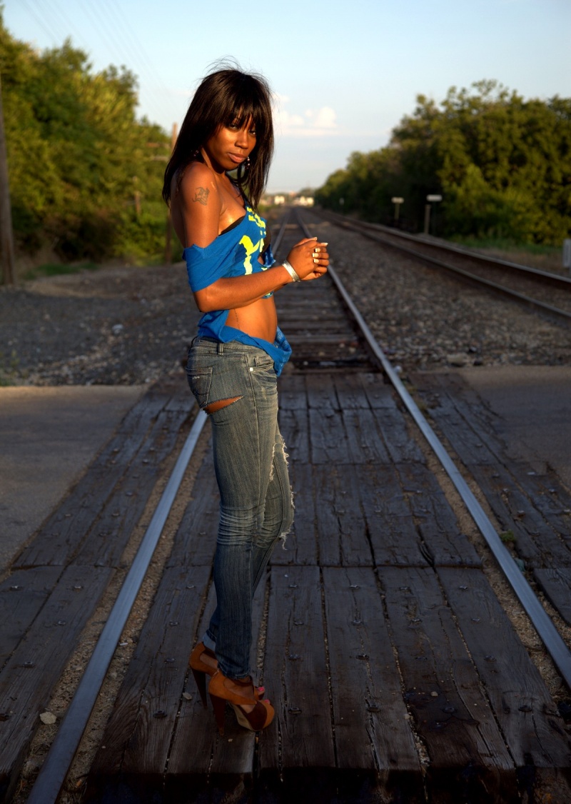 Male and Female model photo shoot of Canon35 and Alicia LeVon in Killeen, TX