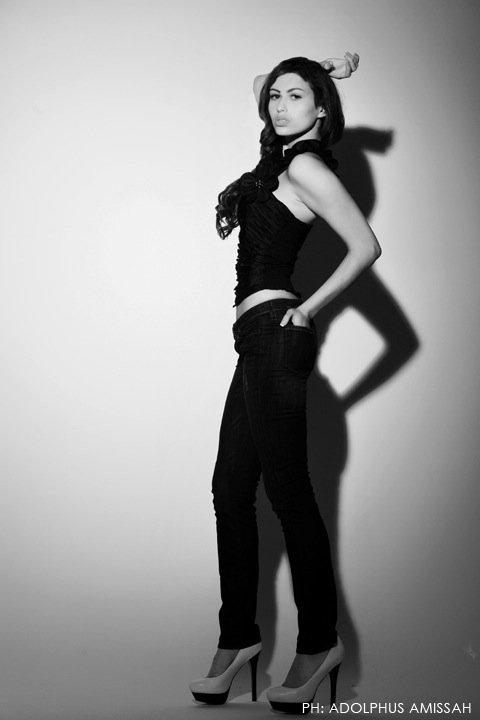 Female model photo shoot of h a n n a h MARiE by Iatolla Of Rocknrolla