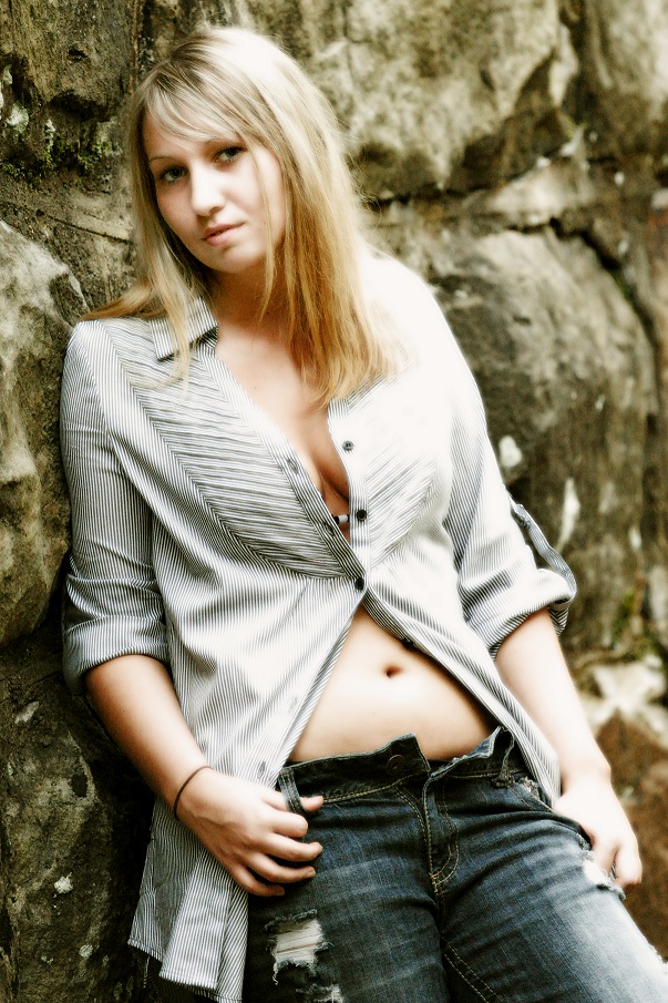 Female model photo shoot of AliDarling by Wild_Fire Photography in Boswell, PA