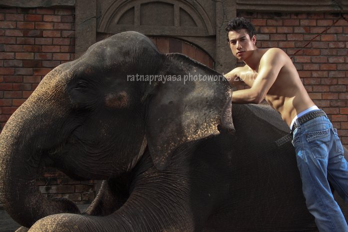 Female model photo shoot of ratna prayasa