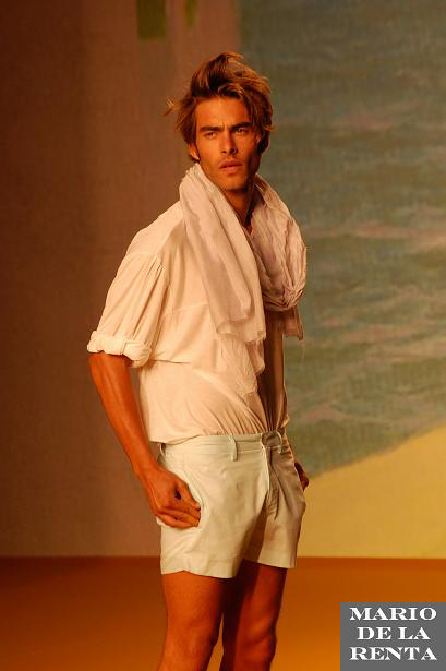 Male model photo shoot of Mario de la Renta
