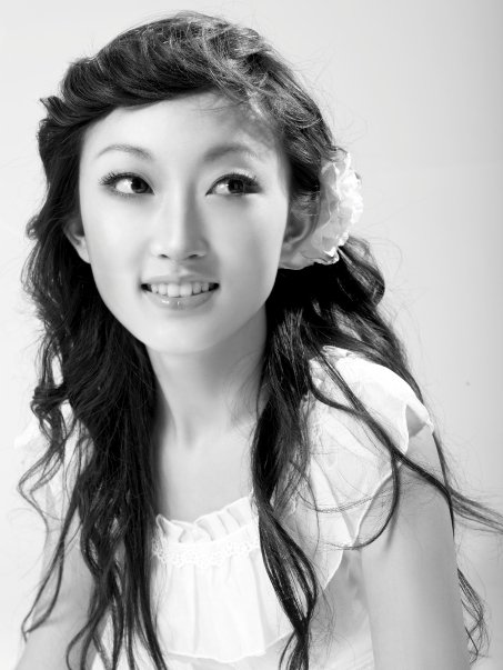 Female model photo shoot of Lovie Li